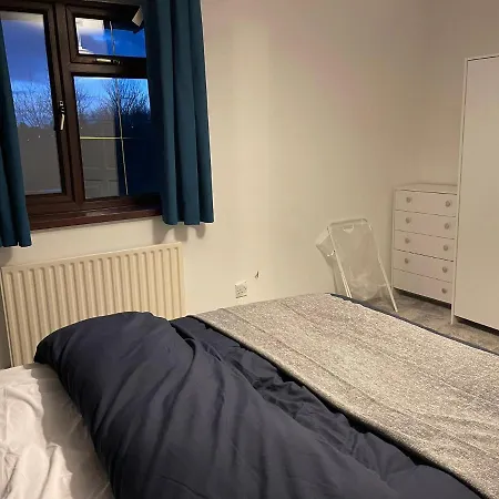 Lakeside View 2 Bedroom House *